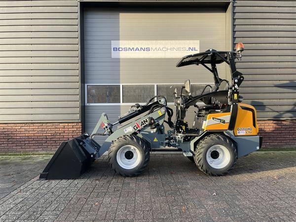 Grote foto giant g2200 x tra hd minishovel nieuw 599 lease agrarisch shovels