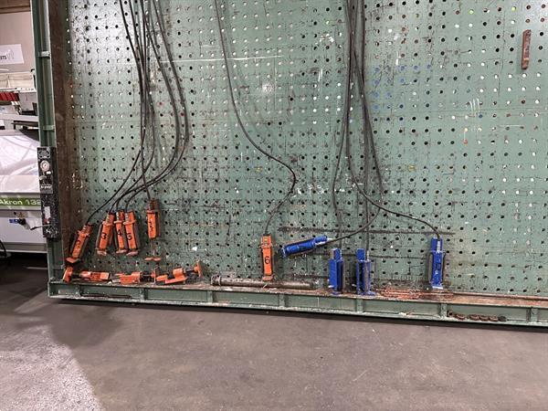 Grote foto hydraulische opsluitbank lijmpers van duin 4000 2500mm doe het zelf en verbouw ijzerwaren en bevestigingsmiddelen