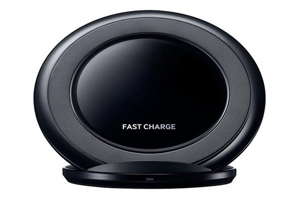 Grote foto wireless fast charge qi charging pad 5v 2a 3 coils universeel oplader draadloos laden wit telecommunicatie opladers en autoladers