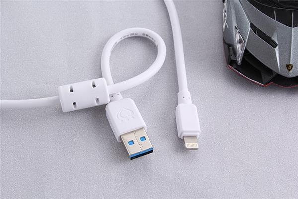 Grote foto olesit k102 lightning usb kabel 3 meter fast charge 2.1a high speed laadsnoer oplaadkabel magnetis telecommunicatie opladers en autoladers