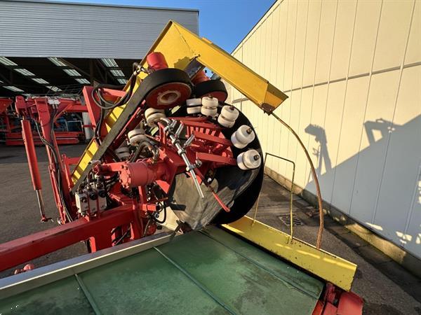 Grote foto halmec preirooier agrarisch oogstmachines