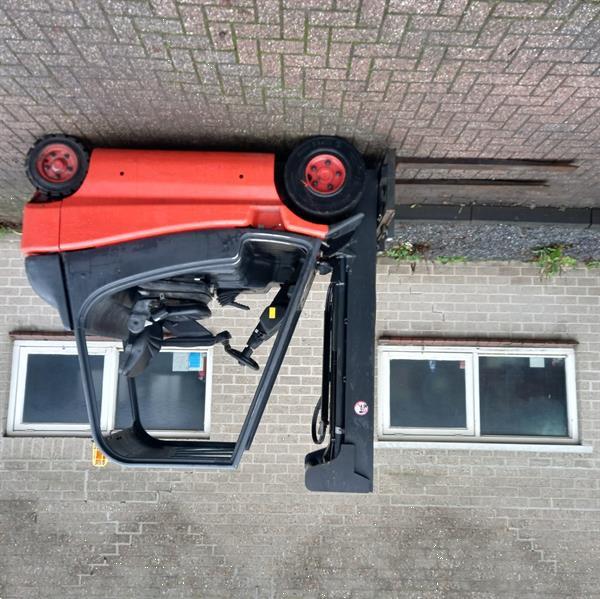 Grote foto linde e25l heftruck triplo 4 6 m shift agrarisch heftrucks