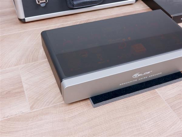 Grote foto telos audio gnr 5.1 highend audio ground noise reducer audio tv en foto algemeen