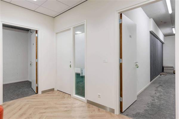 Grote foto te huur kantoorruimte 2e hogeweg 38 zeist huizen en kamers bedrijfspanden