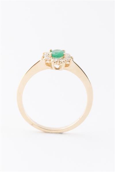 Grote foto gouden entourage ring met smaragd en briljanten kleding dames sieraden