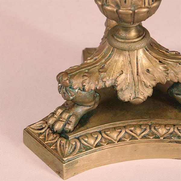 Grote foto antieke kandelaren stel van 2 bronze franse kandelaren charles dix op klauwpoten ca 1810 no.9008 antiek en kunst overige in antiek gebruiksvoorwerpen