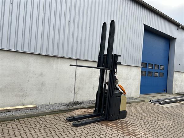 Grote foto vs 21408 elektrische triplex stapelaar crown eti 4000 1.6 tt doe het zelf en verbouw hefwerktuigen