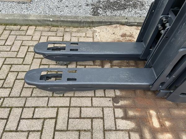 Grote foto vs 21408 elektrische triplex stapelaar crown initiele lift 4750mm doe het zelf en verbouw hefwerktuigen