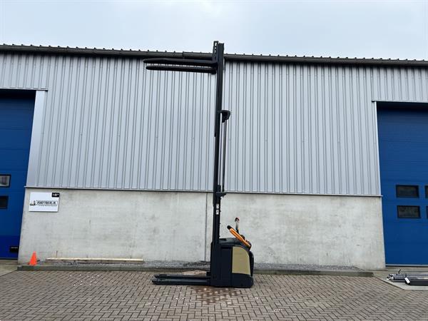 Grote foto vs 21408 elektrische triplex stapelaar crown eti 4000 1.6 tt doe het zelf en verbouw hefwerktuigen