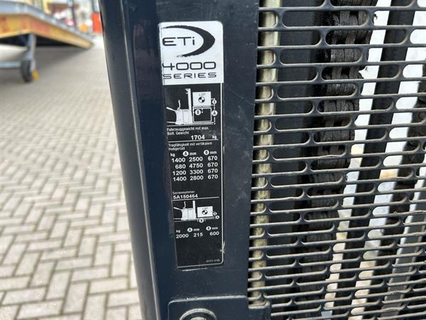 Grote foto vs 21409 elektrische triplex stapelaar crown initiele lift 4750mm doe het zelf en verbouw hefwerktuigen