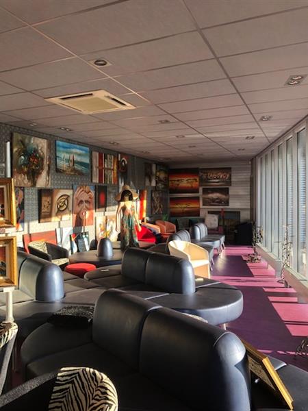 Grote foto te huur prachtige moderne showroom in venray bedrijfspanden showroom te huur
