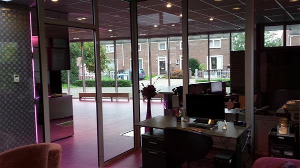 Grote foto te huur prachtige moderne showroom in venray bedrijfspanden showroom te huur