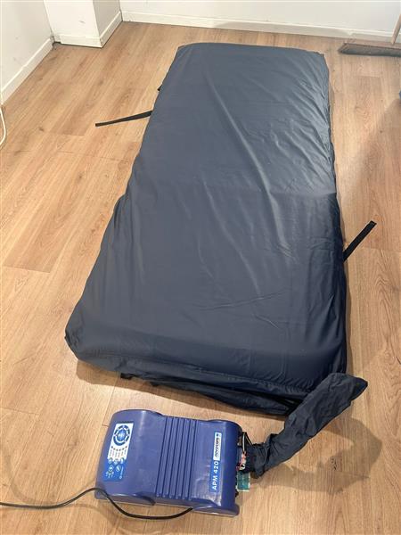 Grote foto apm 420 nova care actief luchtwissel anti decubitus matras diversen verpleegmiddelen en hulpmiddelen