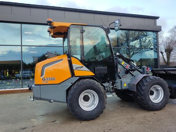 Grote foto giant g3500 xtra met cabine airco agrarisch shovels