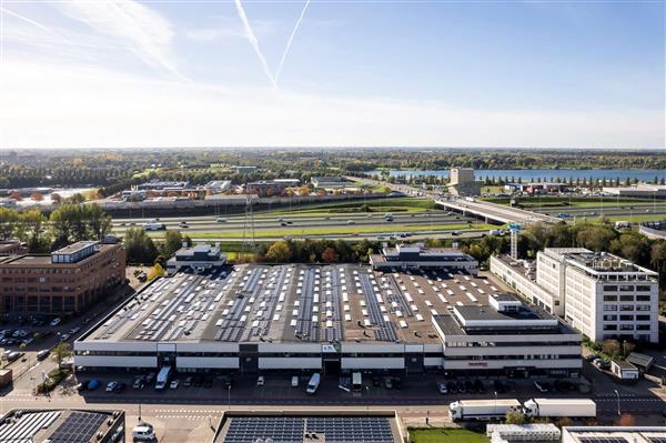 Grote foto te huur bedrijfspand zonnebaan 33a utrecht huizen en kamers bedrijfspanden