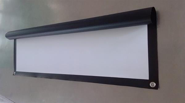 Grote foto 100 inch beamer projectie scherm beamerscherm projectiescherm oprolbaar audio tv en foto videoprojectoren