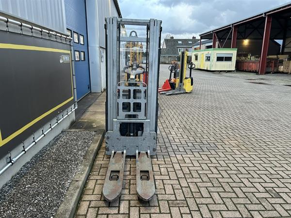Grote foto vs 21452 elektrische triplex stapelaar still 4476mm 2 ton doe het zelf en verbouw hefwerktuigen