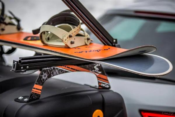 Grote foto te huur towbox v1 met skidragers ook ideaal voor wintersport auto onderdelen accessoire delen
