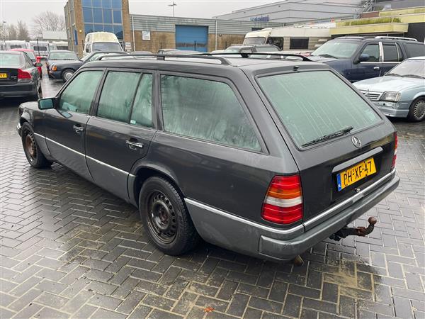 Grote foto mercedes benz 300 te 24v autom bj1988 met werk auto mercedes