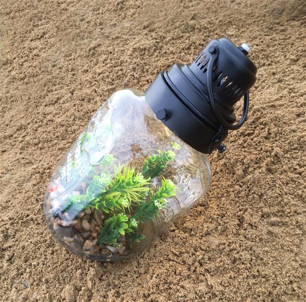 Grote foto fles met kunstplant en verlichting huis en inrichting kamerplanten en bloempotten