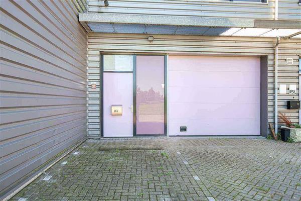 Grote foto te huur bedrijfspand artemisweg 115 h k lelystad huizen en kamers bedrijfspanden