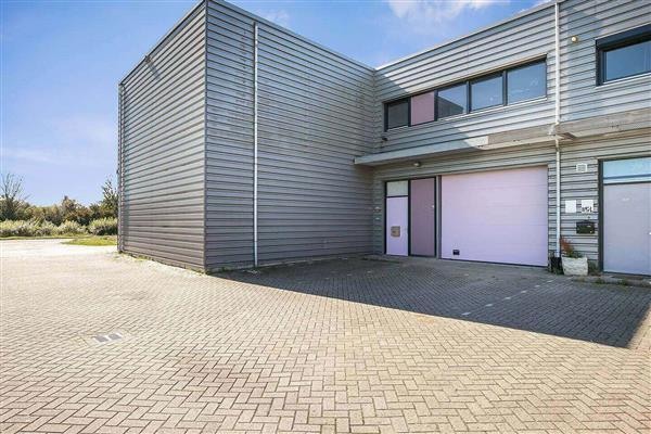 Grote foto te huur bedrijfspand artemisweg 115 h k lelystad huizen en kamers bedrijfspanden