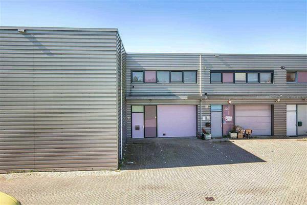 Grote foto te huur bedrijfspand artemisweg 115 h k lelystad huizen en kamers bedrijfspanden