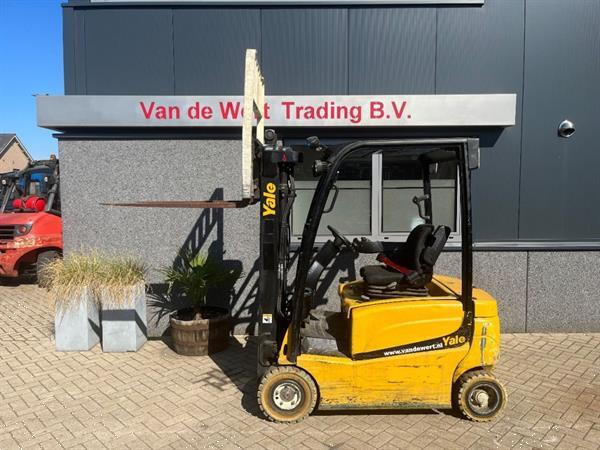 Grote foto yale erp16vf heftruck erp16vf triplo460 freelift sideshift 2016 agrarisch heftrucks