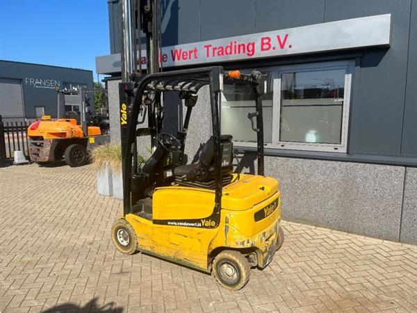 Grote foto yale erp16vf heftruck erp16vf triplo460 freelift sideshift 2016 agrarisch heftrucks