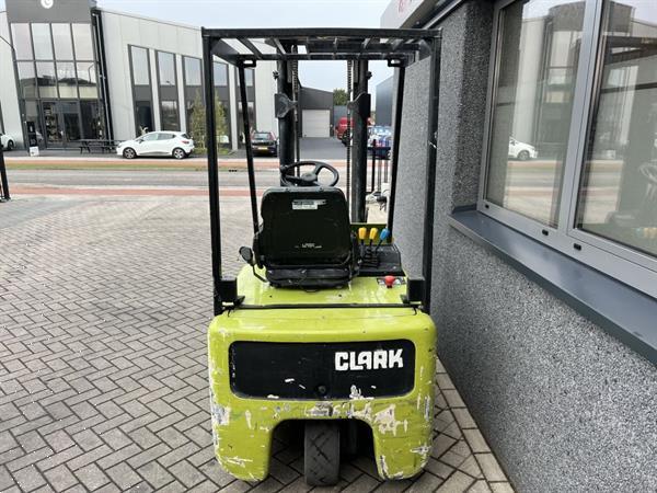 Grote foto clark ctm16s heftruck clark ctm16s duplo 325 elektrisch 2004 agrarisch heftrucks