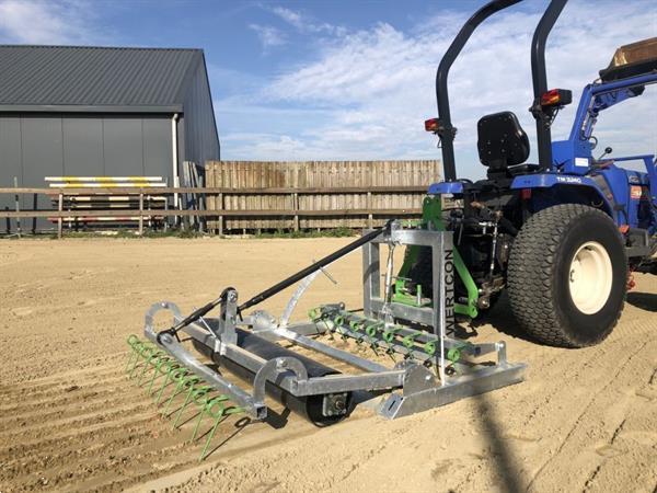 Grote foto wertcon pistesleep pro plus manegevlakker bodemvlakker trac master 150 180cm 200cm agrarisch akkerbouw