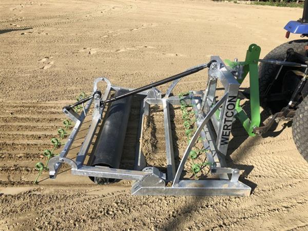 Grote foto wertcon pistesleep pro plus manegevlakker bodemvlakker trac master 150 180cm 200cm agrarisch akkerbouw