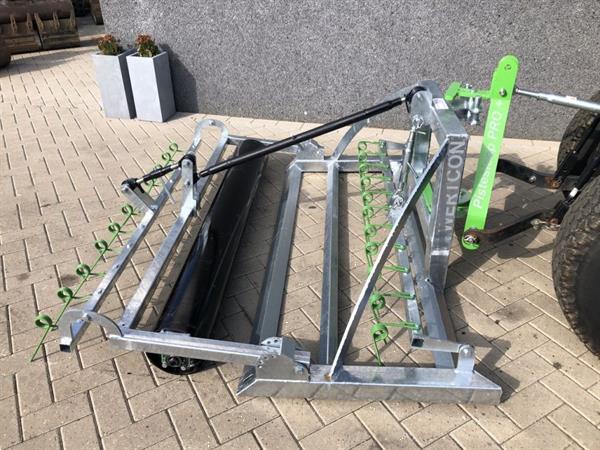 Grote foto wertcon pistesleep pro plus manegevlakker bodemvlakker trac master 150 180cm 200cm agrarisch akkerbouw