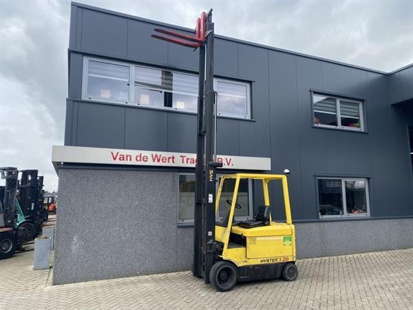 Grote foto hyster e3.20xm hyster heftruck e3.20xm triplo600 freelift cusion met lader agrarisch heftrucks