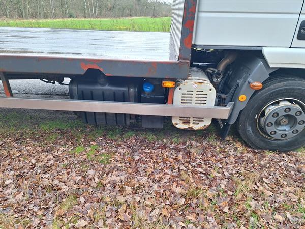Grote foto iveco eurocargo oprijwagen oprijauto weinig km euro5 11990 kg doe het zelf en verbouw vrachtwagens