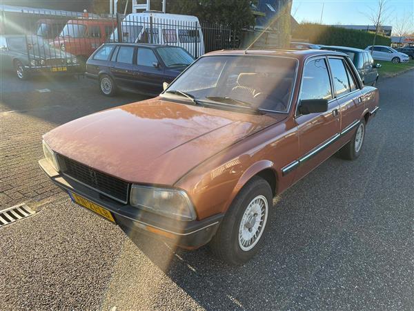 Grote foto peugeot 505 aut paar plekken bj1980 apk rijd goed auto peugeot