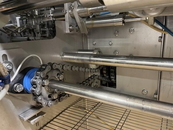 Grote foto abl ap15 gtf ananas en meloenschiller ap15 en snijmachine gtf agrarisch tuinbouw