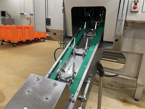 Grote foto abl ap15 gtf ananas en meloenschiller ap15 en snijmachine gtf agrarisch tuinbouw