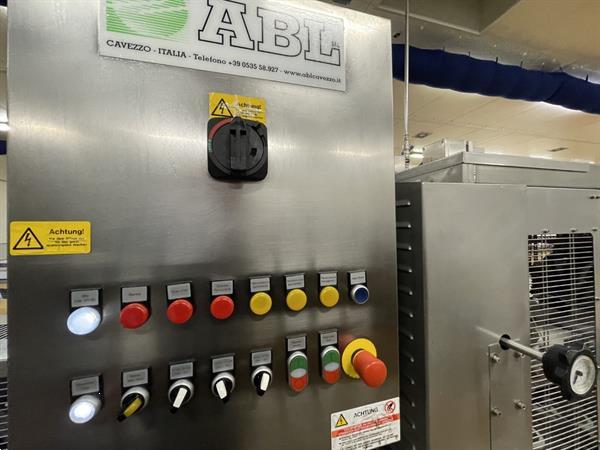 Grote foto abl ap15 gtf ananas en meloenschiller ap15 en snijmachine gtf agrarisch tuinbouw
