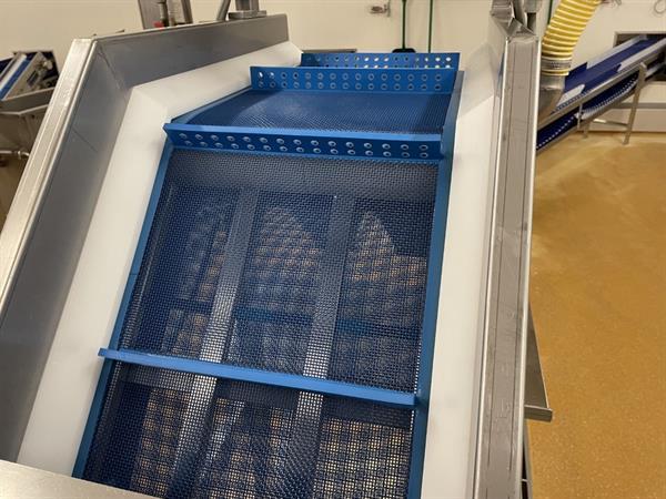 Grote foto abl ap15 gtf ananas en meloenschiller ap15 en snijmachine gtf agrarisch tuinbouw
