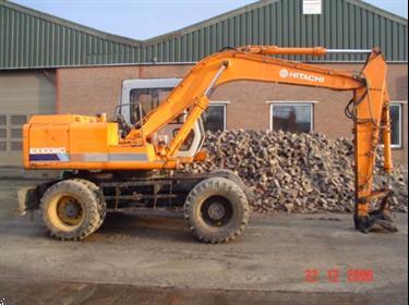 Grote foto gezocht banden kraan daewoo en hitachi doe het zelf en verbouw kranen en graafmachines