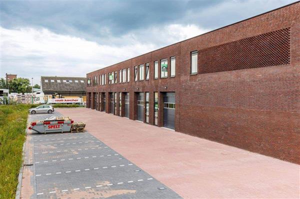 Grote foto te huur bedrijfspand staringlaan 14 16 waddinxveen huizen en kamers bedrijfspanden