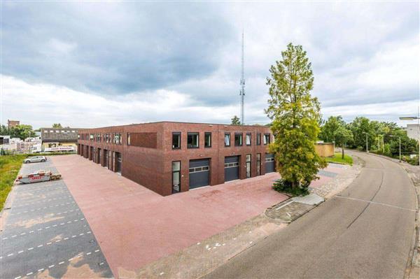 Grote foto te huur bedrijfspand staringlaan 14 16 waddinxveen huizen en kamers bedrijfspanden