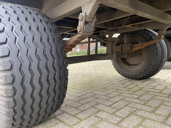 Grote foto gwl oogstwagen zeilwagen agrarisch aanhangwagens