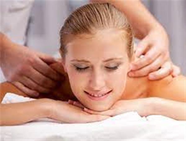 Grote foto female massage girl woman wanted erotiek erotisch personeel