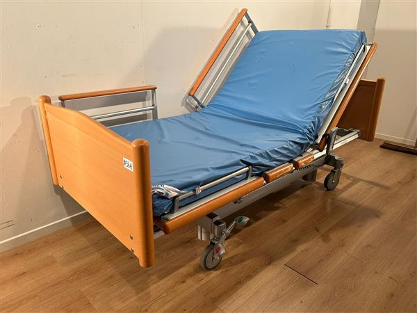 Grote foto volker 36a elektrisch hoog laag thuiszorg bed diversen overige diversen