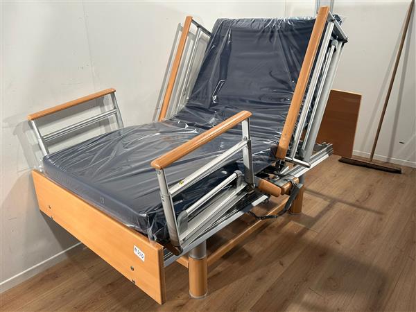 Grote foto volker 30d elektrisch hoog laag thuiszorg bed extra breed diversen overige diversen
