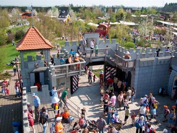 Grote foto geldige playmobil funpark korting uitverkoop 2023 tickets en kaartjes pretparken en attractieparken