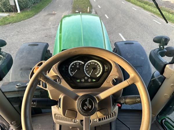 Grote foto john deere 6135r agrarisch tractoren