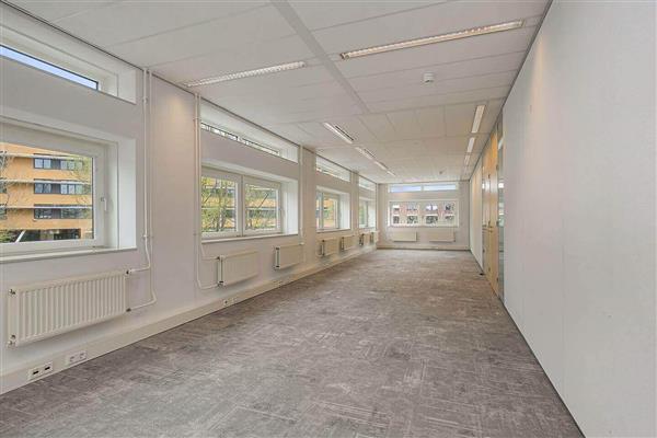 Grote foto te huur kantoorruimte noordzeelaan 50 zwolle huizen en kamers bedrijfspanden